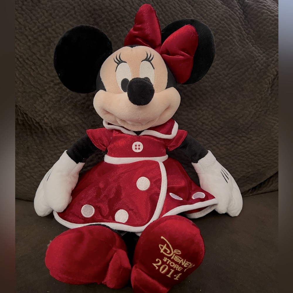 Minnie Mouse Christmas 2014 Disney Store Plush Brand New Red Dress Bow